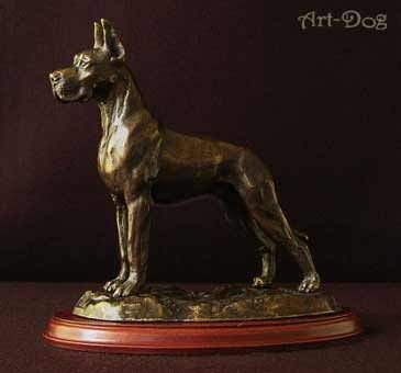 Dog Niemiecki - figurka - 667 na Arena.pl