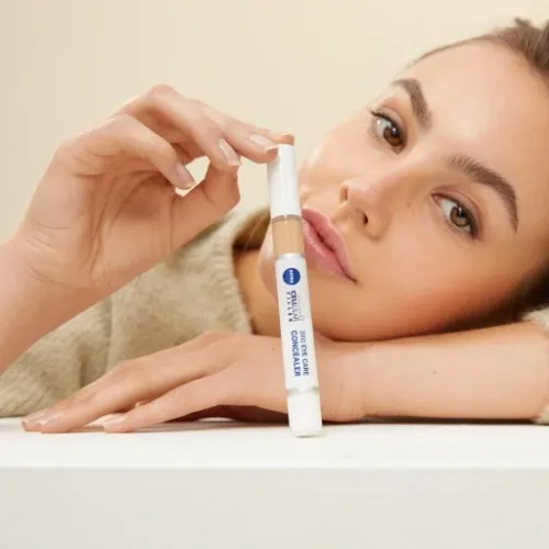 Krem pod oczy NIVEA Hyaluron Cellular Filler jasny na Arena.pl