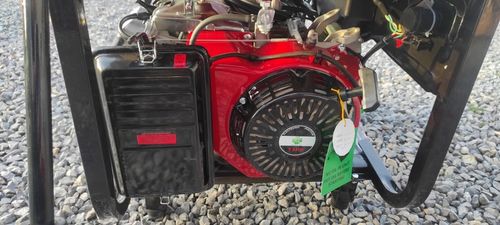 Agregat prądotwórczy generator prądnica 5500W /13KM (9,56kW) / AVR / na Arena.pl