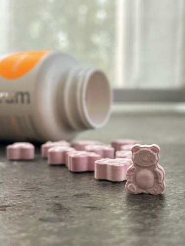 COLOSTRUM JUNIOR Z PROBIOTYKIEM CUKIERKI DLA DZIECI 80 szt. na Arena.pl