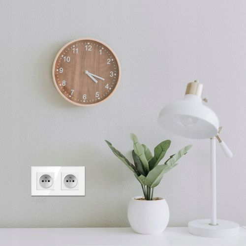 Kontakt BIAŁE GNIAZDKO ELEKTRYCZNE 2 z bolcem podwójne FI60 RAMKA SZKLANA na Arena.pl