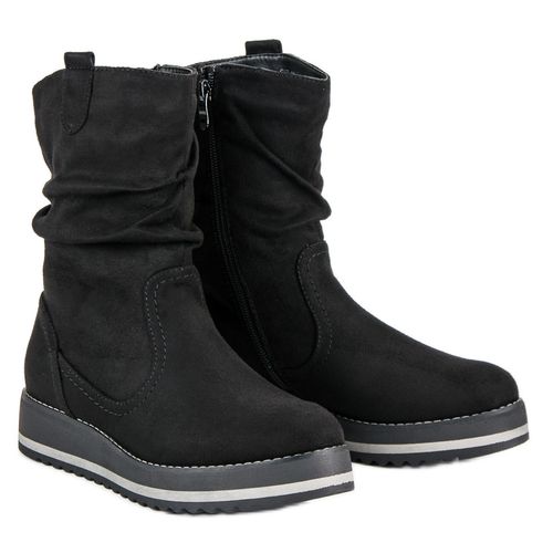 Czarne botki na platformie r.38 na Arena.pl