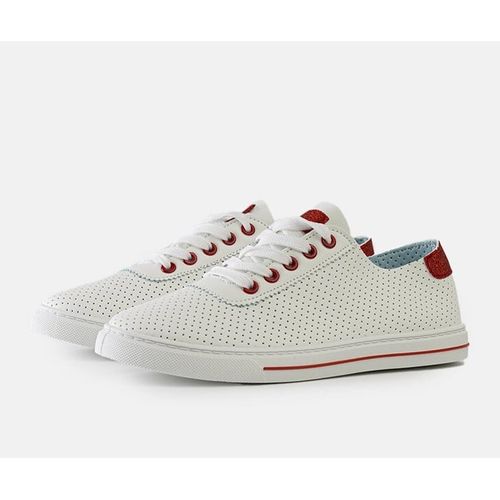 Białe perforowane sneakersy r.38 na Arena.pl
