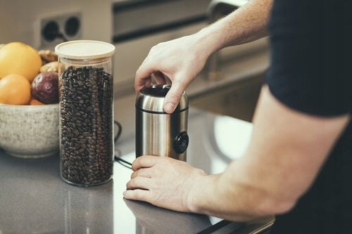 MŁYNEK DO KAWY I PRZYPRAW 150W 50G STAL NIERDZEWNA SEVERIN KM3879 na Arena.pl