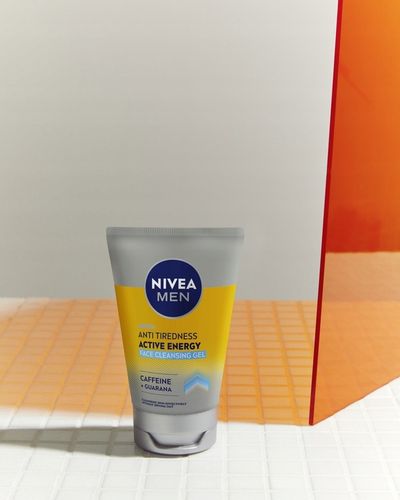 NIVEA MEN Active Energy Żel do mycia twarzy energetyzujący męski 100ml na Arena.pl