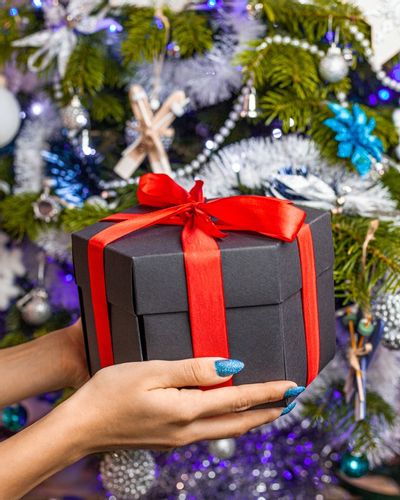 EXPLODING BOX ALBUM - PUDEŁKO NIESPODZIANKA + ZDJĘCIA na Arena.pl