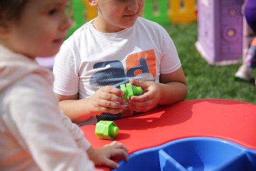 klocki edukacyjne śruby King na Arena.pl