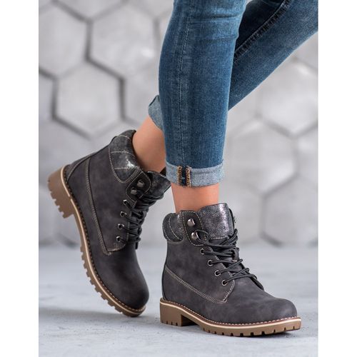 Wiązane Trapery r.39 na Arena.pl