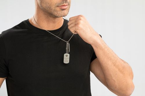 Nieśmiertelnik Z Grawerem Ze Stali Męski Podwójny Z Łańcuszkiem I Pudełkiem na Arena.pl