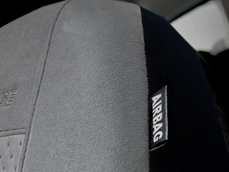 POKROWCE NA FOTELE SAMOCHODOWE PRESTIGE zdjęcie 3