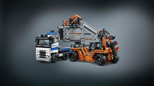 LEGO Technic - Plac przeładunkowy 42062 na Arena.pl