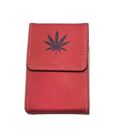 Malinowe Pudełko Etui na Paczkę Papierosów Czarny Liść Marychy