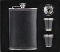 Piersiówka w Zestawie w Opakowaniu Prezentowym