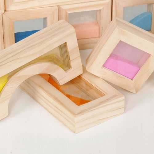 Drewniane klocki sensoryczne dla dzieci – zestaw 18 elementów do zabawy na Arena.pl