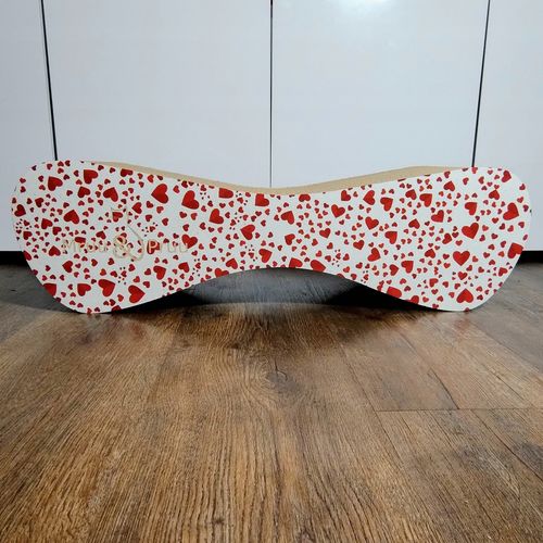 Drapak dla kota MIMI | biały w serca | 70x23x24 cm | MruuPruu na Arena.pl