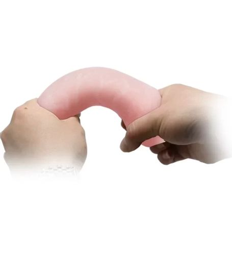Mały penisek z kręgosłupem na Arena.pl