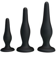 Trzy czarne korki silikonowe