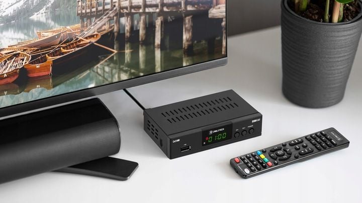 Tuner dekoder TV DVB-T2 H.265 HEVC USB Cabletech zdjęcie 14