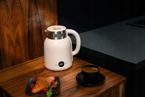 CZAJNIK ELEKTRYCZNY BEZPRZEWODOWY STALOWY RETRO DŹWIĘK BEŻOWY 2200W 1,5L na Arena.pl