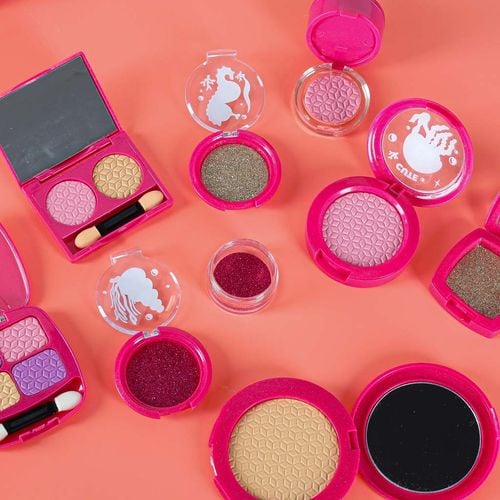 MAGICZNY ZESTAW KOSMETYKÓW DLA MAŁYCH ARTYSTÓW na Arena.pl