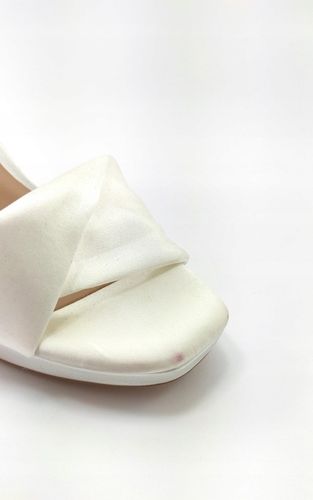 SATYNOWE SANDAŁY ŚLUBNE 35 na Arena.pl