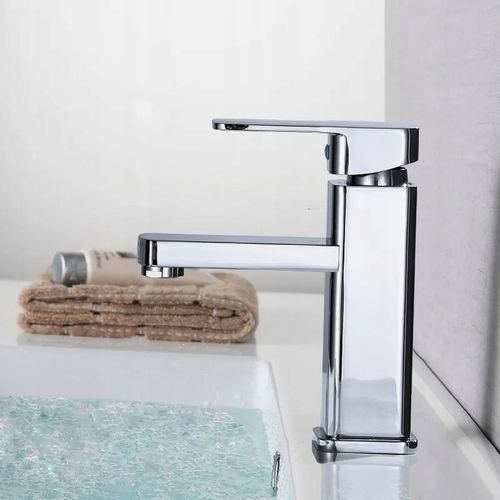 BATERIA ŁAZIENKOWA UMYWALKOWA KRAN STOJĄCA KWADRAT DO UMYWALKI CUBE CHROM na Arena.pl