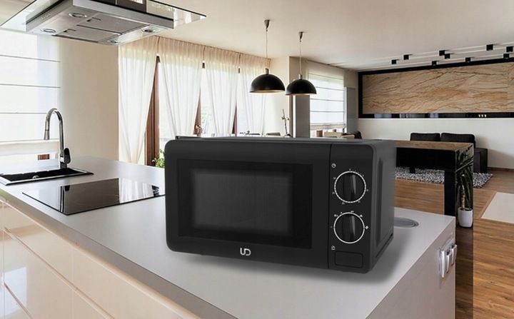 CZARNA KUCHENKA MIKROFALOWA MIKROFALÓWKA MIKROFALA UD TIMER 700W 20l LITRÓW zdjęcie 3