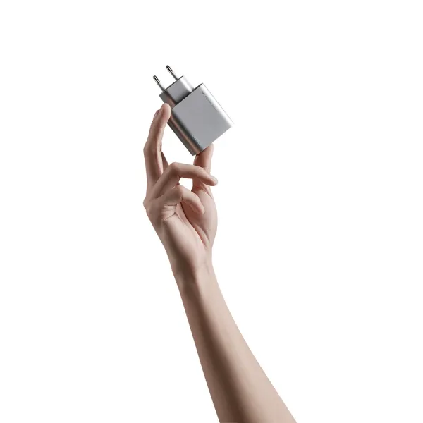 ładowarka sieciowa cuktech 65w gan 2xusb-c 1xusb-a - szara zdjęcie 5