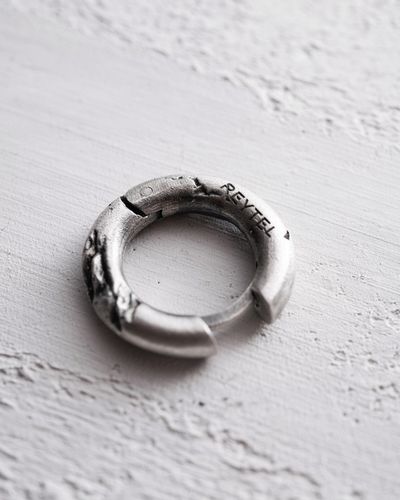 Srebrny kolczyk - kółko KLETTUR na Arena.pl