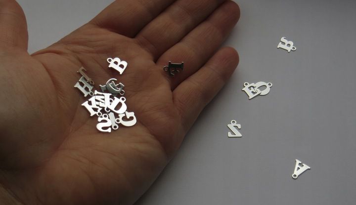 Zawieszka dowolna literka wisor litera srebro 925 zdjęcie 2