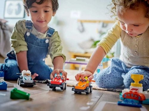 10445 - lego duplo - bolidy i kierowcy f1® na Arena.pl