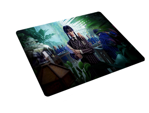 Podkładka pod myszkę Wednesday Addams na Arena.pl