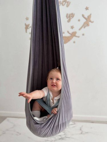 huśtawka kokon beżowy na Arena.pl