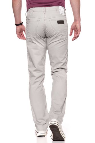 WRANGLER TEXAS EGGSHELL W121OO18N W40 L32 na Arena.pl