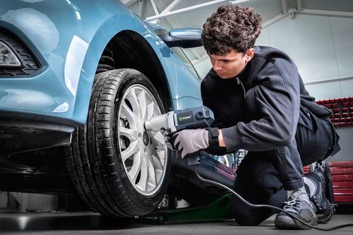 KLUCZ UDAROWY DO KÓŁ ELEKTRYCZNY 2200W 800Nm 1/2" MOCNY Z ZESTAWEM NASADEK na Arena.pl