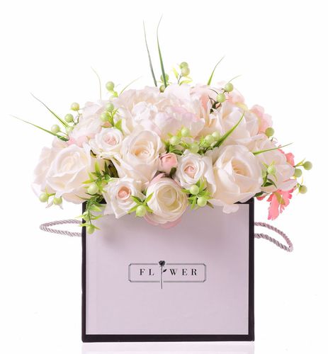 Flower box krem brzoskwinia róż na Arena.pl