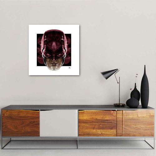 Obraz na płótnie - Canvas, Czerwony bohater 80x80 na Arena.pl