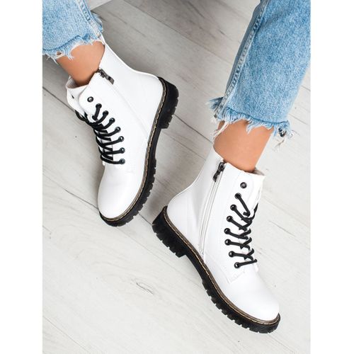 Białe Glany r.39 na Arena.pl