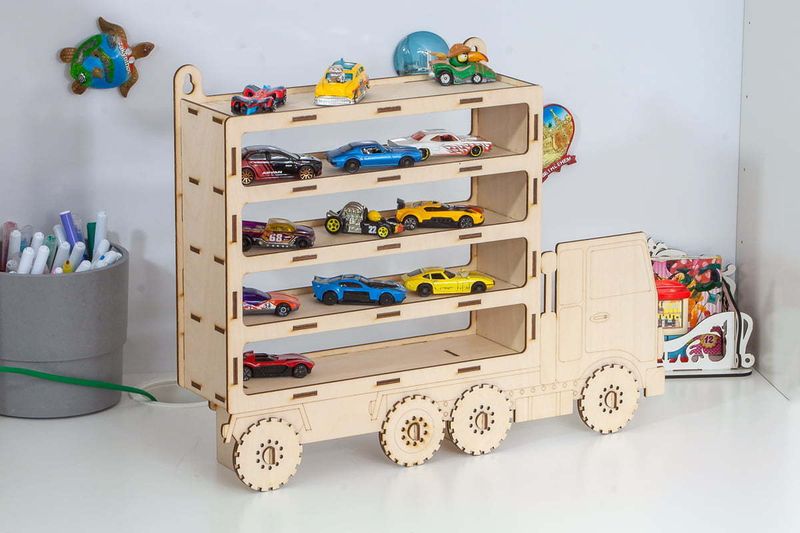 Ciężarówka, półka na samochodziki zdjęcie 2