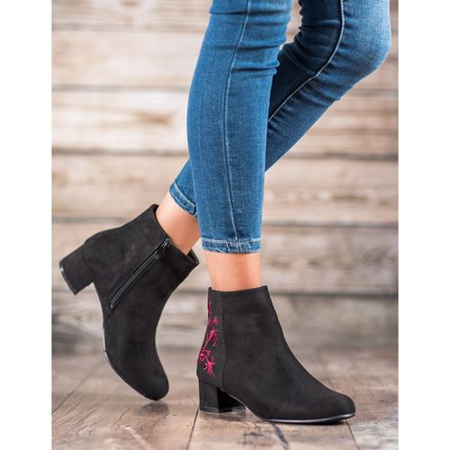 Botki Z Aplikacją r.40 na Arena.pl