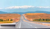 Fototapeta DROGA AUTOSTRADA Z WIDOKIEM GÓRSKIM