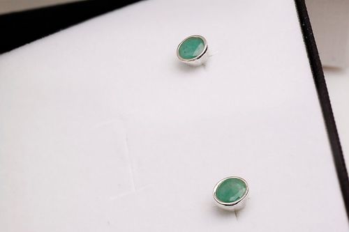 Srebrne kolczyki KDS4394 - Szmaragd na Arena.pl