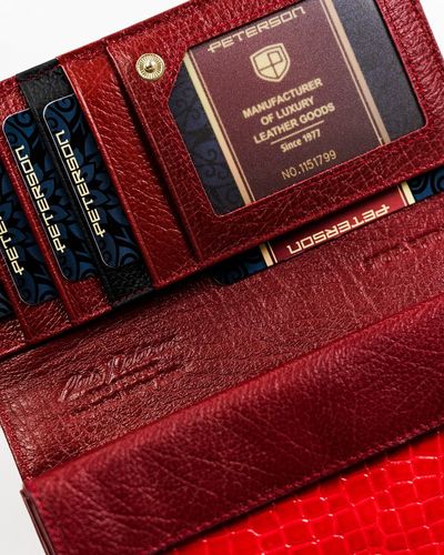 lakierowany portfel z elegancki wzorem croco - peterson na Arena.pl