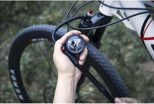 POMPKA RĘCZNA DO AMORTYZATORÓW 300PSI ALUMINIOWA + UCHWYT MANOMETR DAMPERÓW na Arena.pl