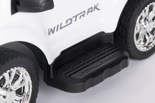 E00111 Jeździdełko Ford Licencja White na Arena.pl
