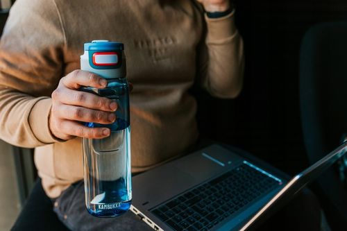 Butelka na wodę Kambukka Elton Niagara Blue 1000ml na Arena.pl