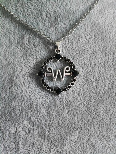 Gotycki Naszyjnik Łańcuszek z Wednesday Addams Serial Goth Filmowy Prezent na Arena.pl