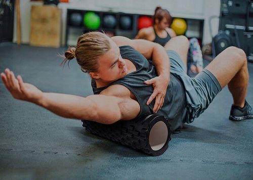 WAŁEK DO MASAŻU PLECÓW NÓG ROLER DO MASAŻU ROLOWANIA ROLLER MASAŻER 45cm na Arena.pl