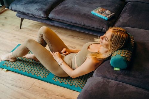 MATA ZDROWOTNA DO AKUPRESURY Z KOLCAMI + PODUSZKA na Arena.pl