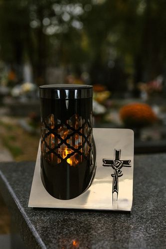 Premium Znicz Solarny na Chromowanej podstawie Motyw Czarnego Krzyża 23 cm na Arena.pl